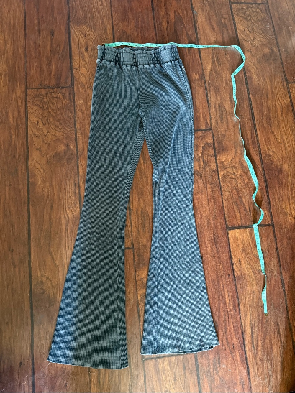 Free People Gray Ribbed Flare Leggings